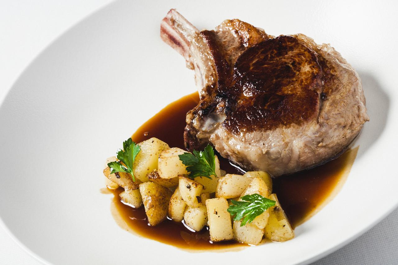 Logis Hotel Du Morvan - Restaurant La Table De Jerome Luzy 외부 사진