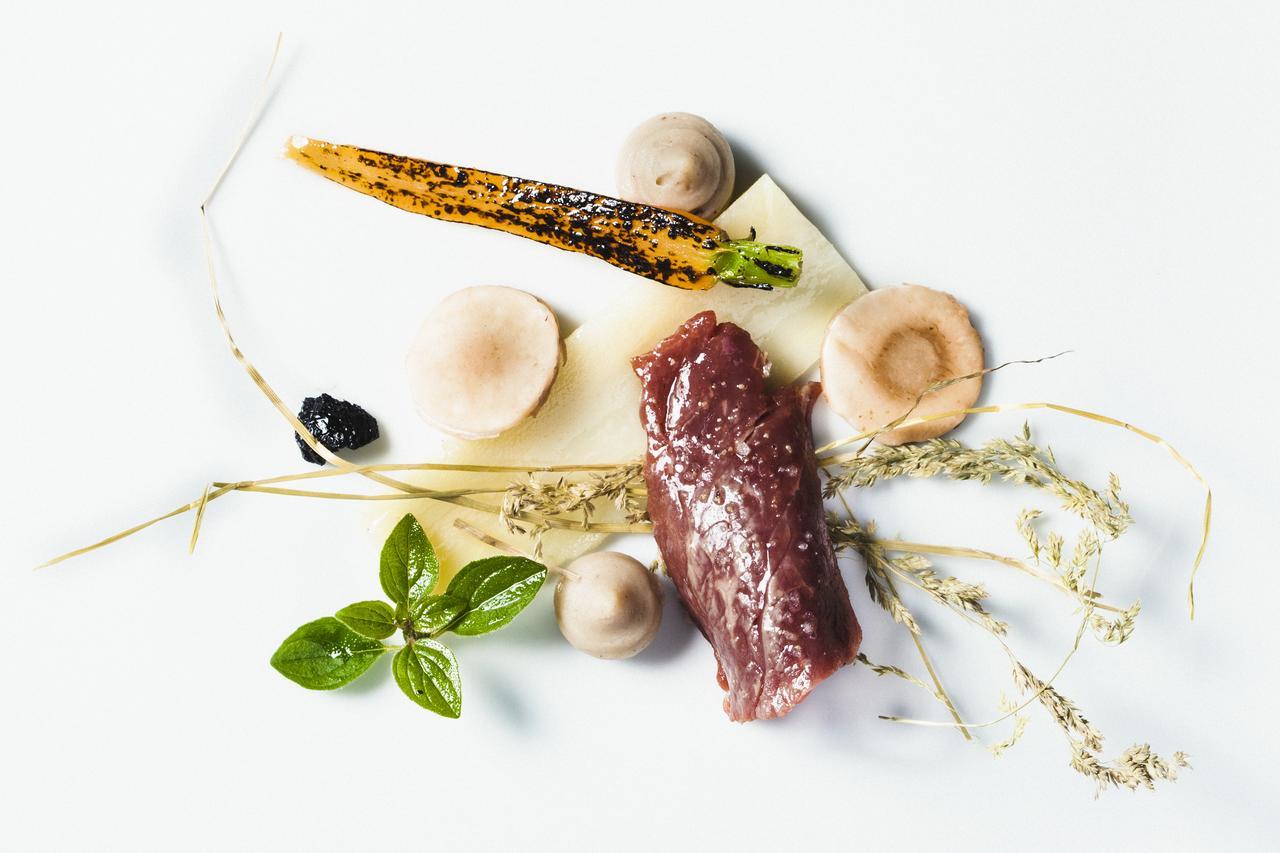 Logis Hotel Du Morvan - Restaurant La Table De Jerome Luzy 외부 사진