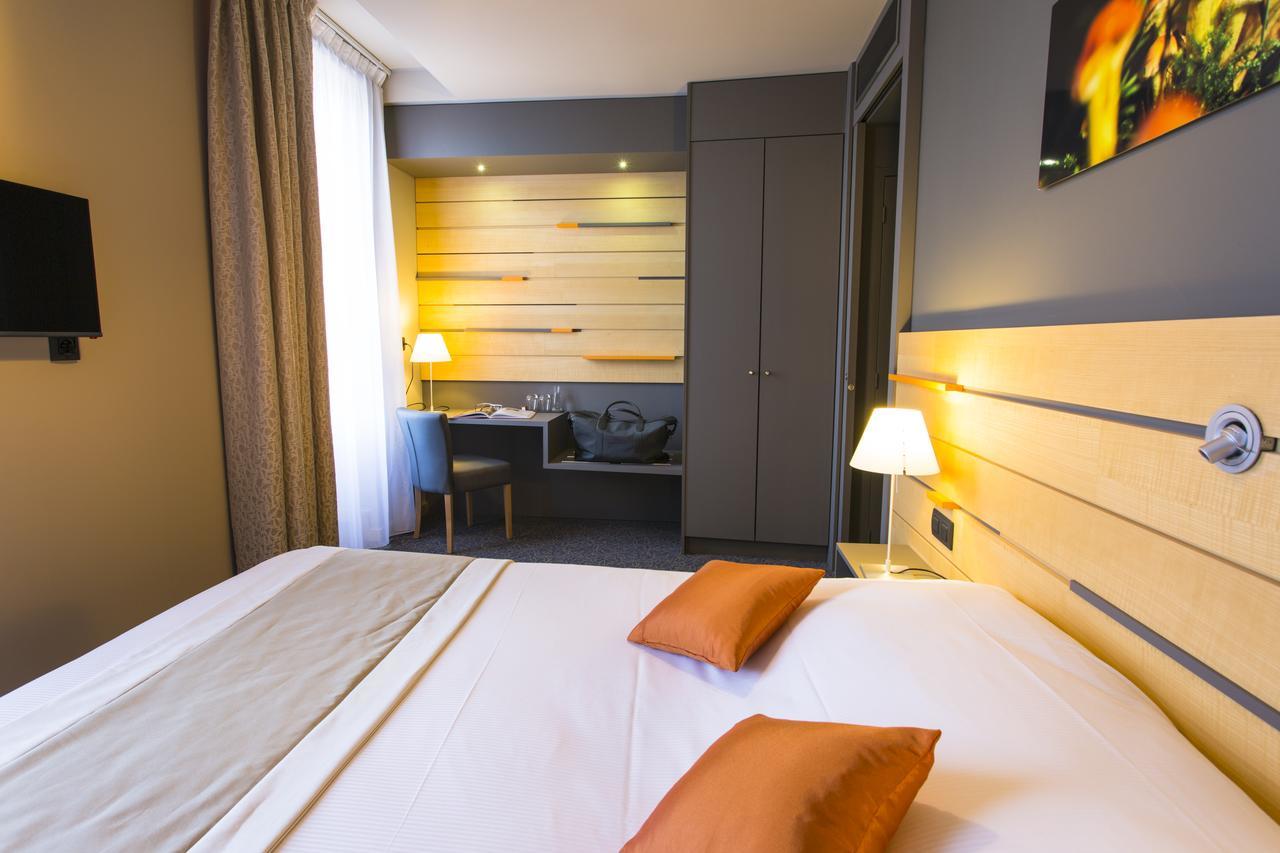Logis Hotel Du Morvan - Restaurant La Table De Jerome Luzy 외부 사진