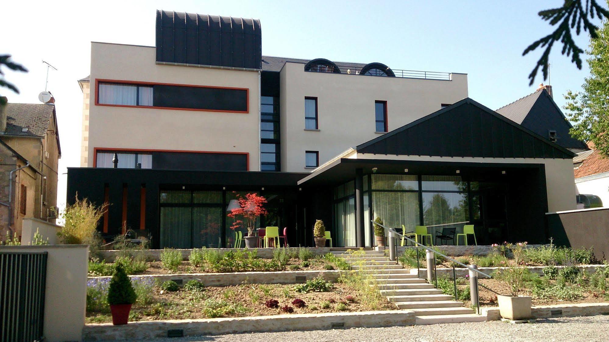 Logis Hotel Du Morvan - Restaurant La Table De Jerome Luzy 외부 사진