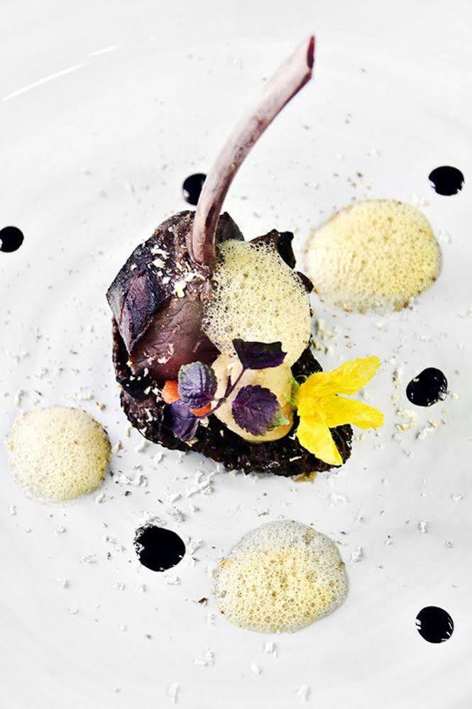 Logis Hotel Du Morvan - Restaurant La Table De Jerome Luzy 외부 사진